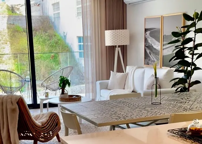 Vitamin Sea Назаре